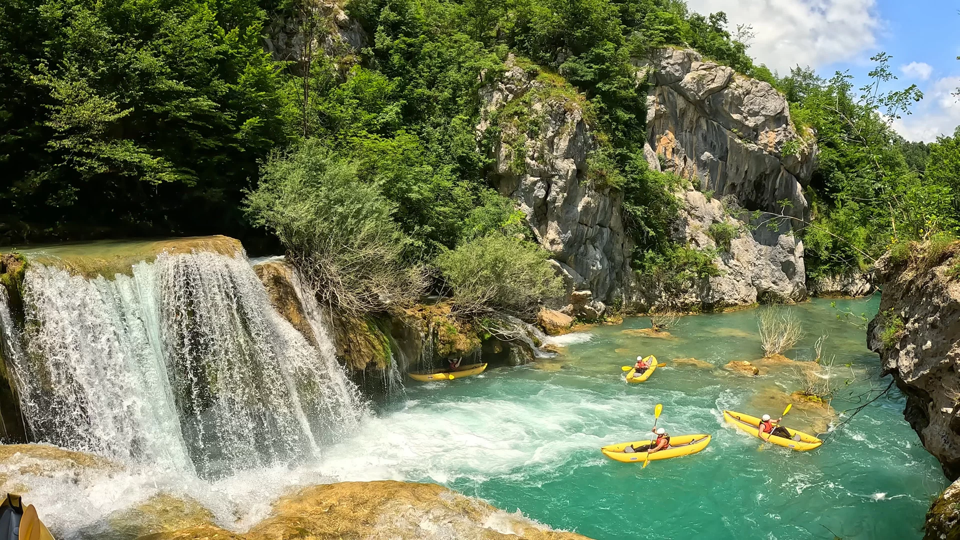 Kayak safari tour on Mreznica River, a nature adventure near Rastoke and Plitvice Lakes.